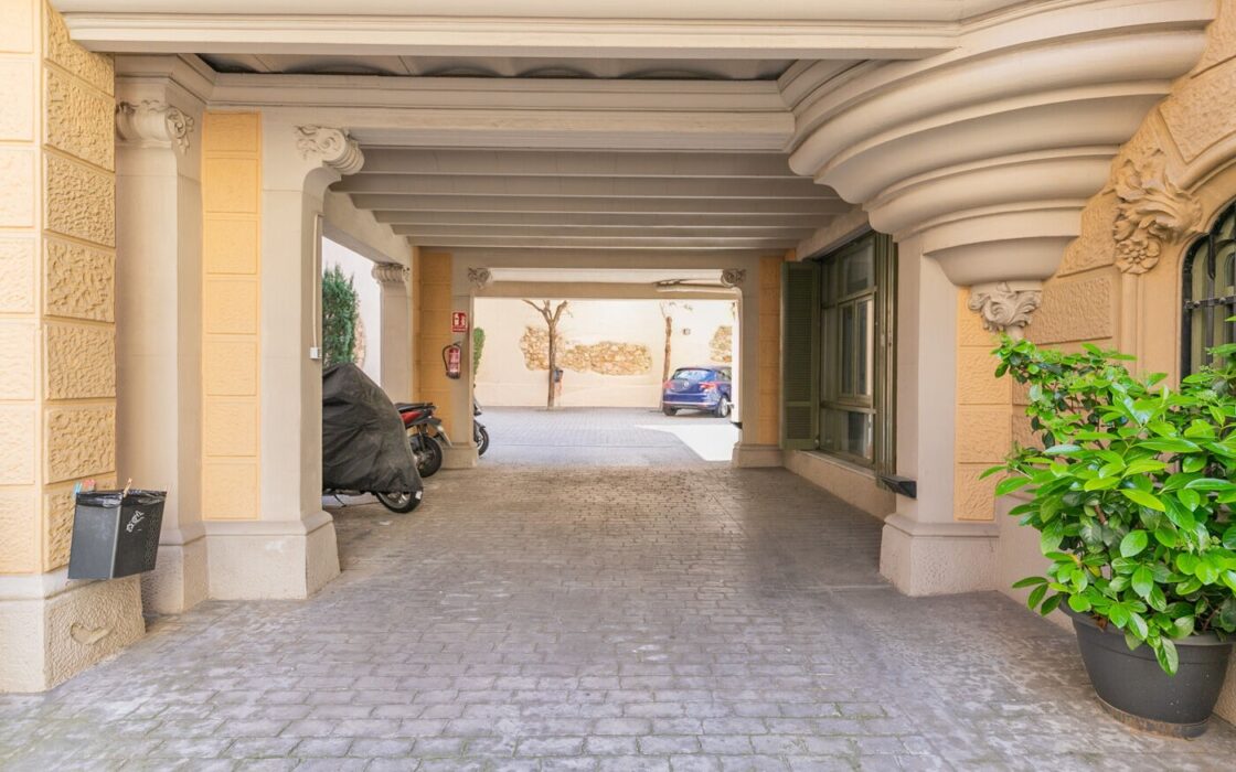 Пентхаус с террасами в Эль-Путчет, Барселона, 3 уровня