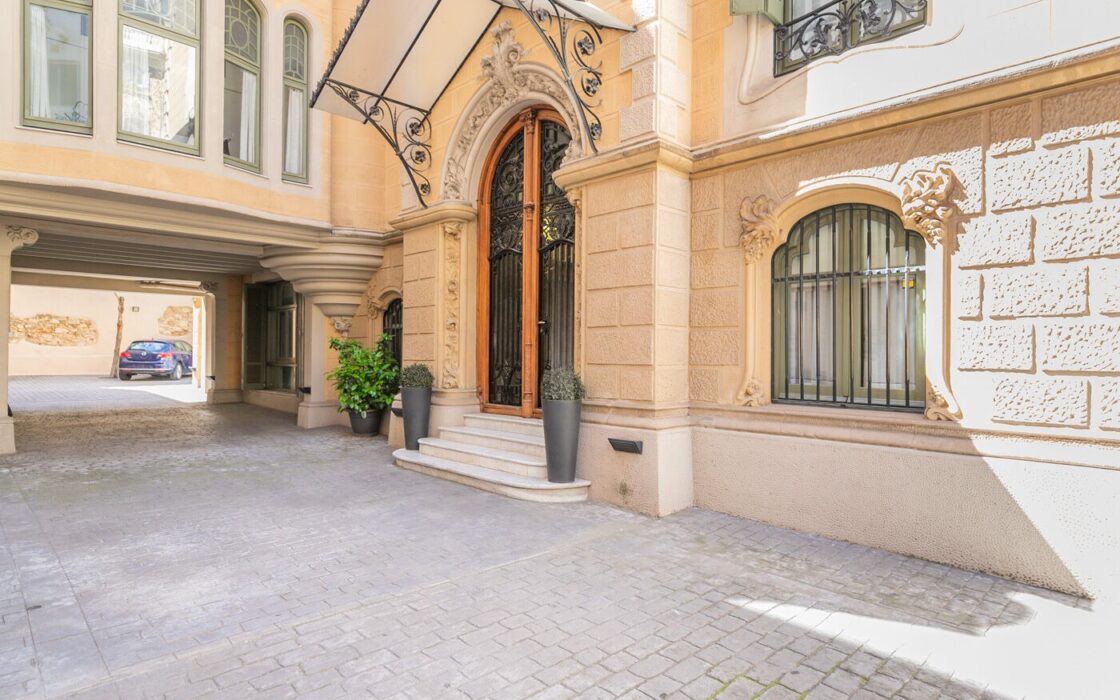 Пентхаус с террасами в Эль-Путчет, Барселона, 3 уровня