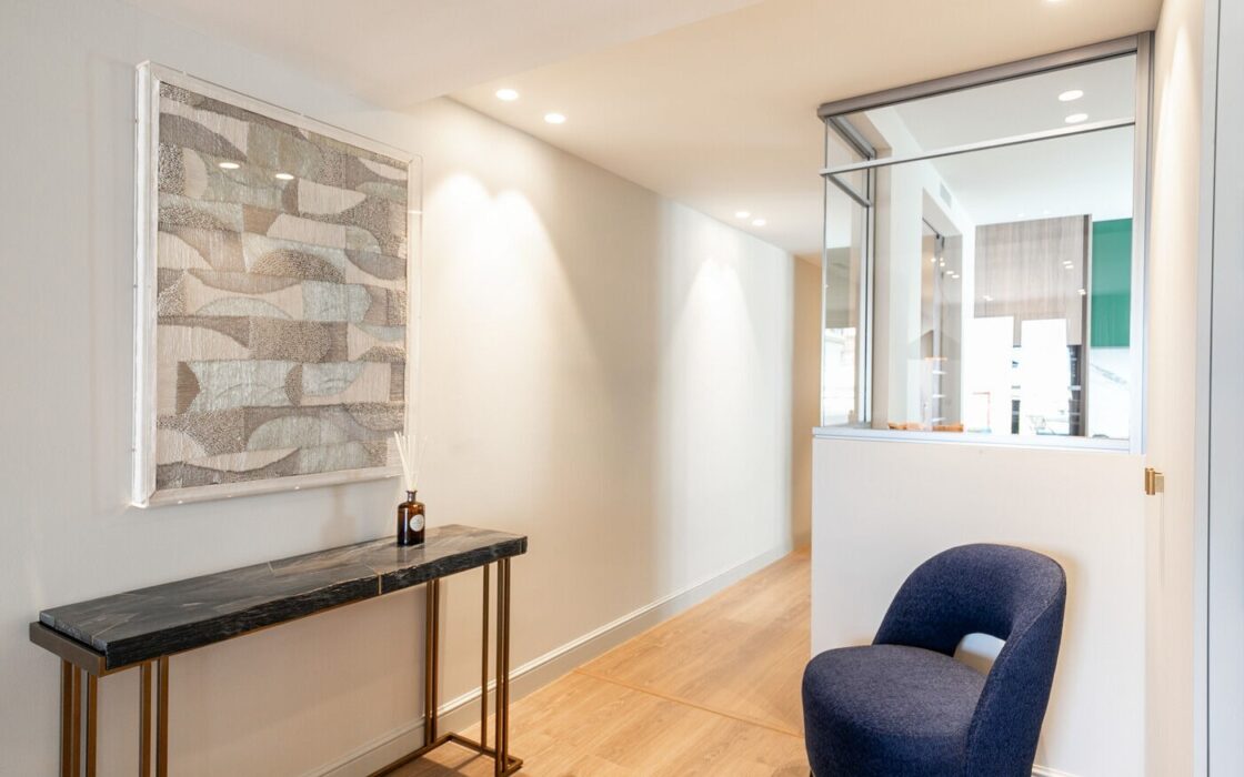 Стильный пентхаус с террасами в Эшампле Эскерра Барселона 112 кв.м