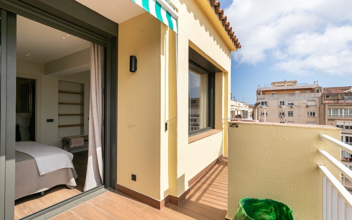 Стильный пентхаус с террасами в Эшампле Эскерра Барселона 112 кв.м