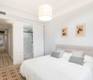 Елегантна квартира з терасою в Ешампле, Барселона 141 кв.м.