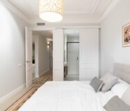 Елегантна квартира з терасою в Ешампле, Барселона 141 кв.м.