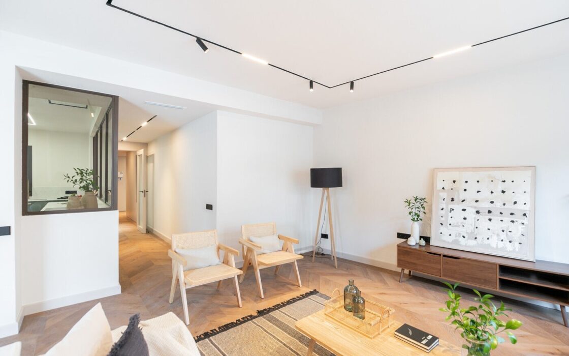 Квартира 163 кв.м с террасой в Сант-Жерваси, Барселона