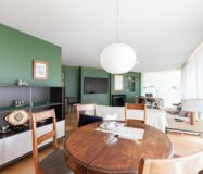 Элегантная квартира с террасой 167 кв.м в Барселоне