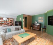 Элегантная квартира с террасой 167 кв.м в Барселоне