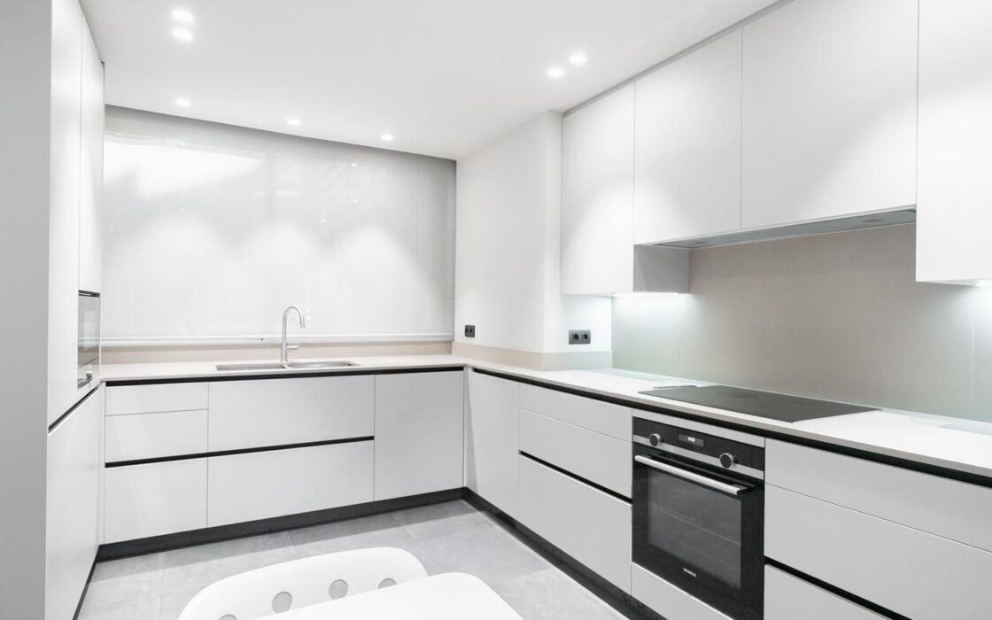 Элегантная квартира с террасой 167 кв.м в Барселоне