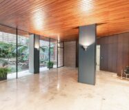 Элегантная квартира с террасой 167 кв.м в Барселоне