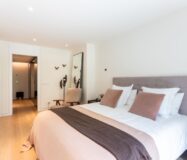 Премиальные апартаменты с террасой в Эшампле Барселона 120 кв.м