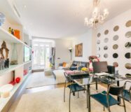 Квартира з терасою 300 кв.м в класичній будівлі Барселони