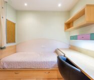 Елегантна квартира з терасою в Барселоні 140 кв.м.