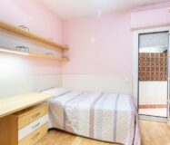 Елегантна квартира з терасою в Барселоні 140 кв.м.