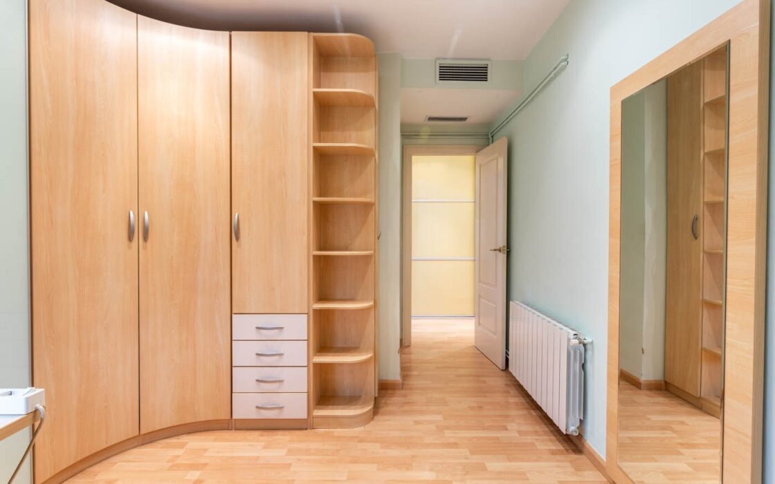 Елегантна квартира з терасою в Барселоні 140 кв.м.