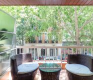 Елегантна квартира з терасою в Барселоні 140 кв.м.