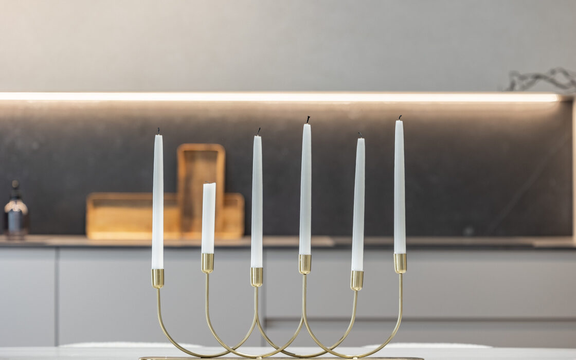 Отреставрированная квартира в центре Барселоны 120 кв.м с террасой