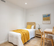 Отреставрированная квартира в центре Барселоны 120 кв.м с террасой