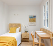 Отреставрированная квартира в центре Барселоны 120 кв.м с террасой