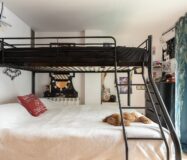 Дуплекс с террасой в спокойном районе Лес-Кортс, Барселона 82 кв.м