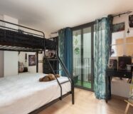 Дуплекс с террасой в спокойном районе Лес-Кортс, Барселона 82 кв.м