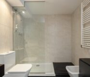 Дуплекс с террасой в спокойном районе Лес-Кортс, Барселона 82 кв.м