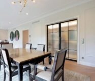 Просторная квартира 222 кв.м с балконами в Барселоне