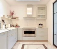 Просторная квартира 222 кв.м с балконами в Барселоне