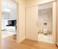 Просторная квартира 222 кв.м с балконами в Барселоне