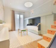 Просторная квартира 222 кв.м с балконами в Барселоне