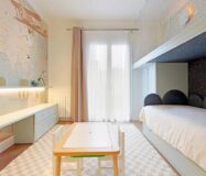 Просторная квартира 222 кв.м с балконами в Барселоне