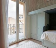 Просторная квартира 222 кв.м с балконами в Барселоне