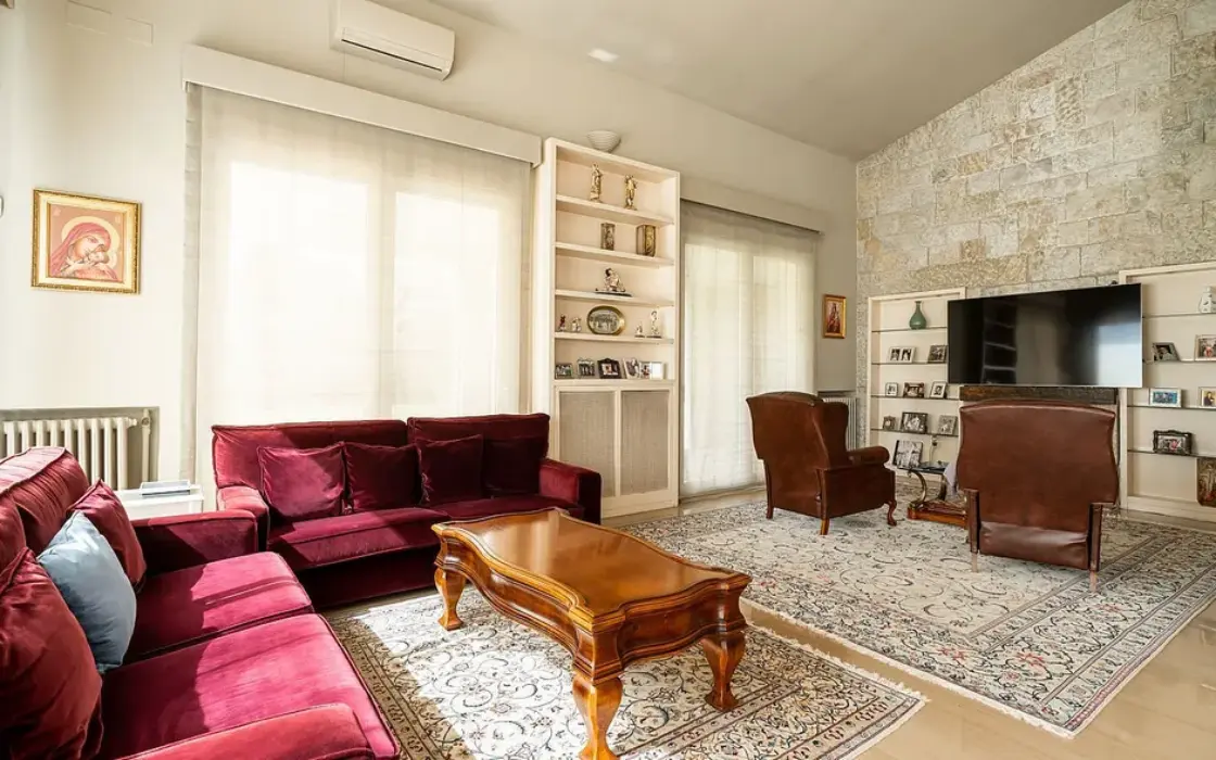 Ексклюзивна вілла з 5 спальнями та видом на море в Барселоні