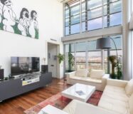 Двухуровневый пентхаус 153 кв.м с видом на море в Барселоне