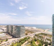 Двухуровневый пентхаус 153 кв.м с видом на море в Барселоне