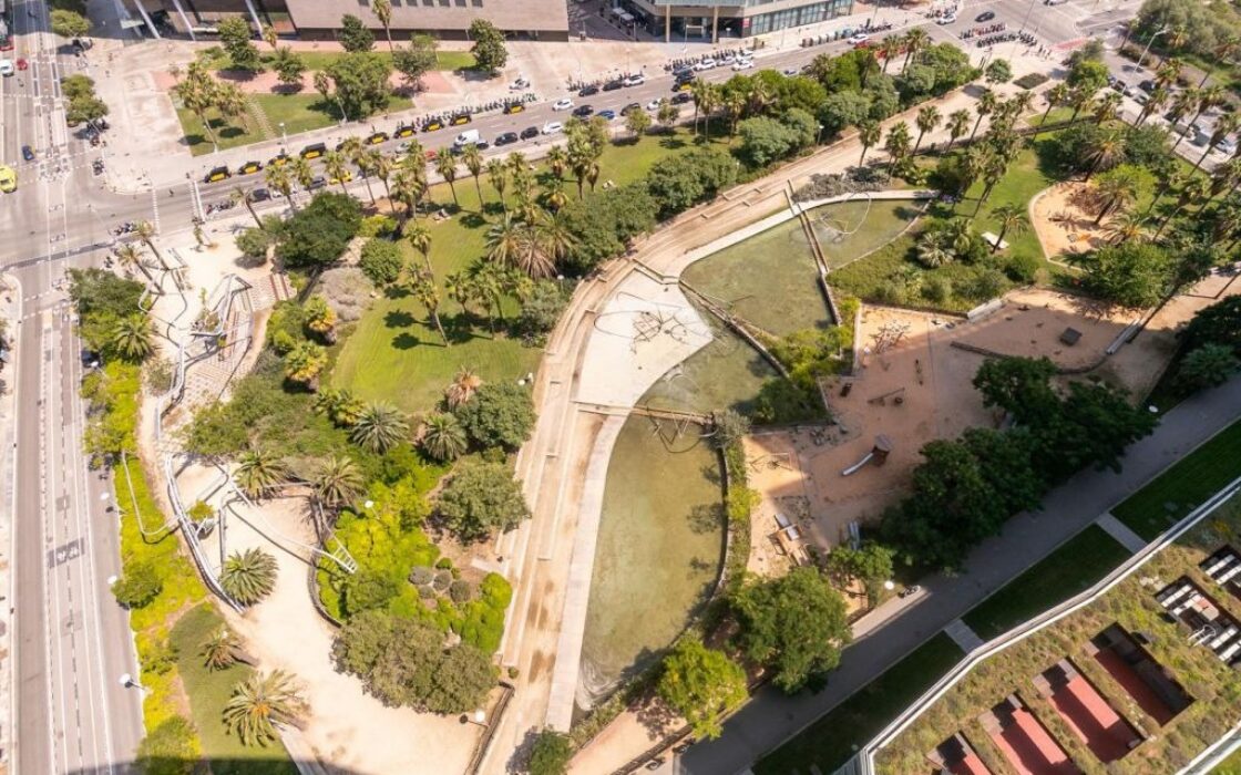 Двухуровневый пентхаус 153 кв.м с видом на море в Барселоне