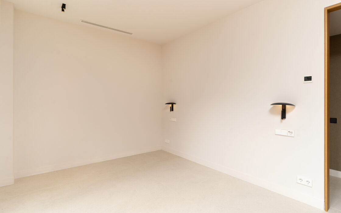 Квартири з терасою в новобудові Барселона Саррія-Сан-Жервасі