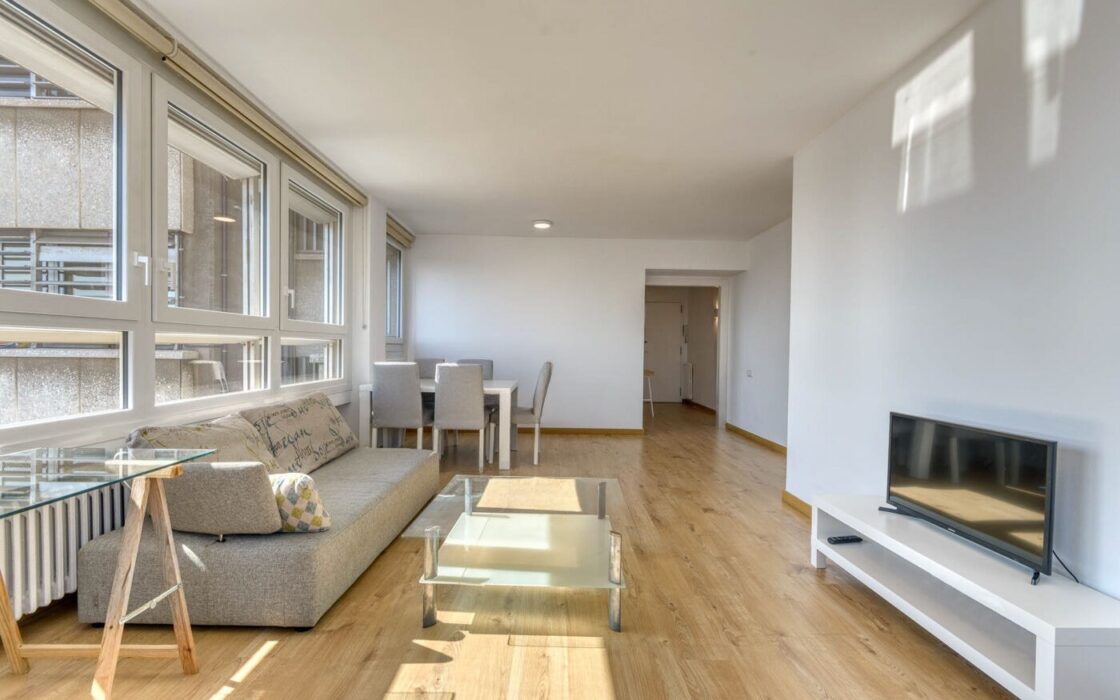 Элегантная квартира с панорамным видом в центре Барселоны