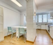 Элегантная квартира с панорамным видом в центре Барселоны