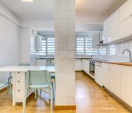 Элегантная квартира с панорамным видом в центре Барселоны