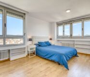 Элегантная квартира с панорамным видом в центре Барселоны