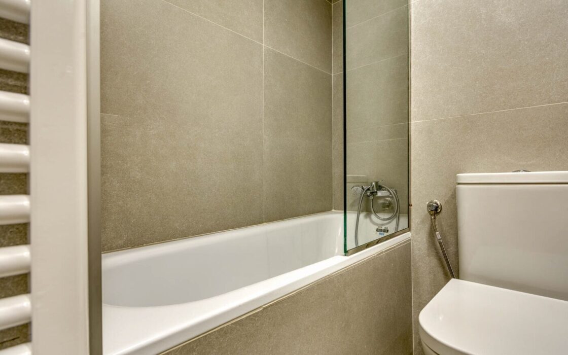 Элегантная квартира с панорамным видом в центре Барселоны