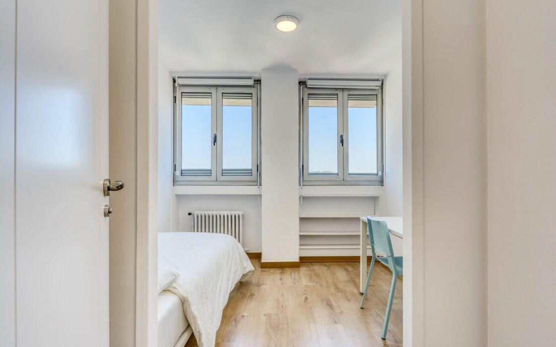 Элегантная квартира с панорамным видом в центре Барселоны