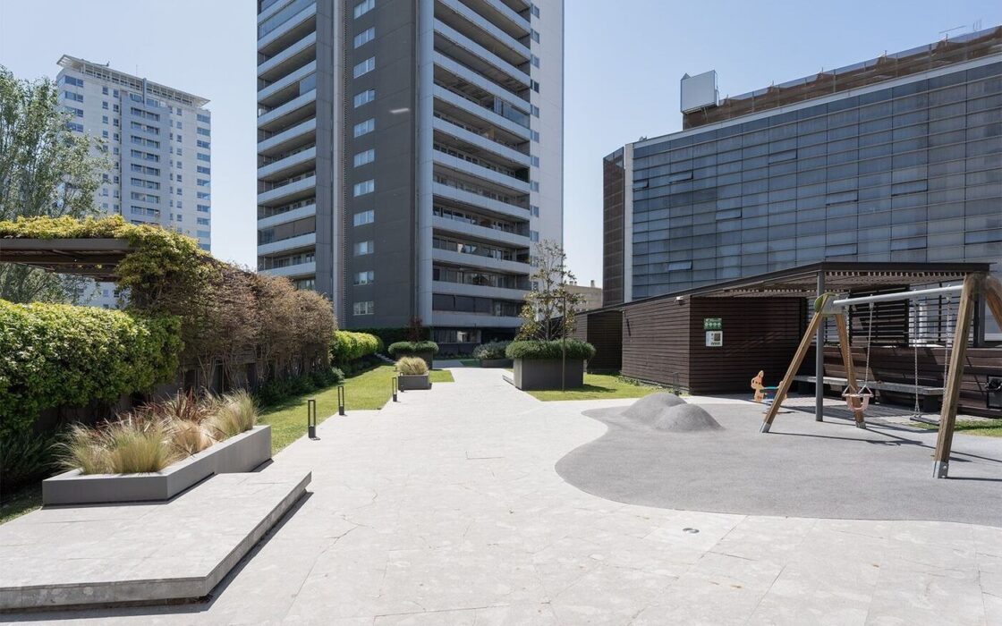 Квартира 104 кв.м з терасою в Барселоні, Діагональ Мар