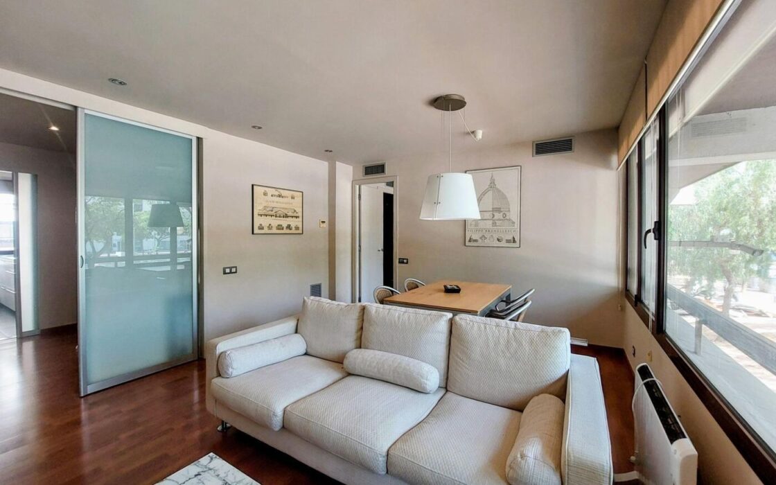 Елегантна квартира 90 кв.м в престижному районі Барселони