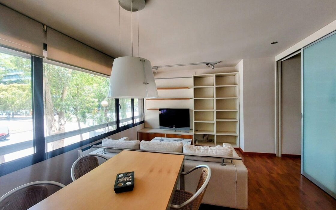 Елегантна квартира 90 кв.м в престижному районі Барселони