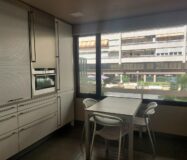 Елегантна квартира 90 кв.м в престижному районі Барселони