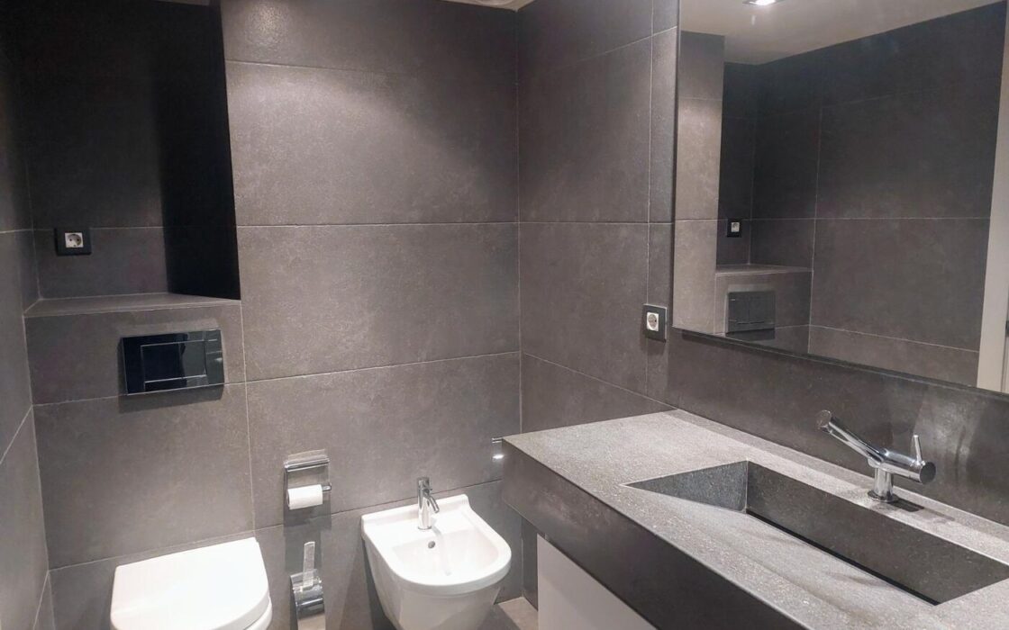 Елегантна квартира 90 кв.м в престижному районі Барселони