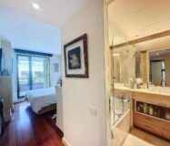 Квартира 3 кімнати в Барселоні біля моря з терасою 30 кв.м