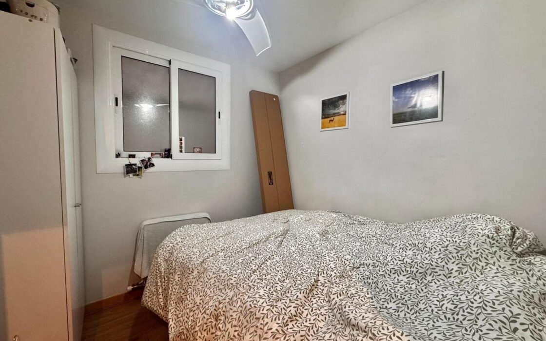 Квартира 86 кв.м з 4 спальнями у Сагради Фамілія Барселона