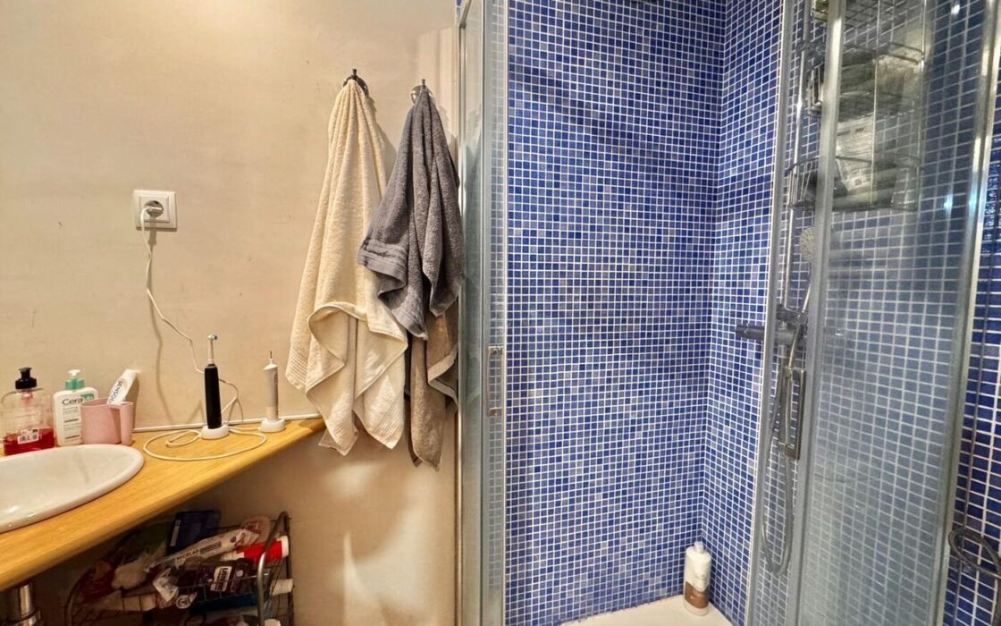 Квартира 86 кв.м з 4 спальнями у Сагради Фамілія Барселона