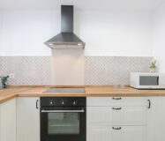 Квартира 67 кв.м з балконом у Барселоні на вулиці Lluna