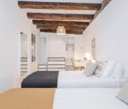 Квартира 67 кв.м з балконом у Барселоні на вулиці Lluna